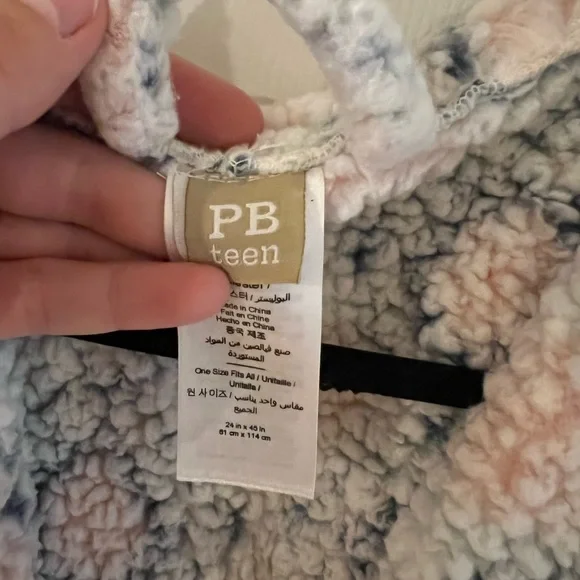 Pottery Barn Robe - Picture 3 of 3
